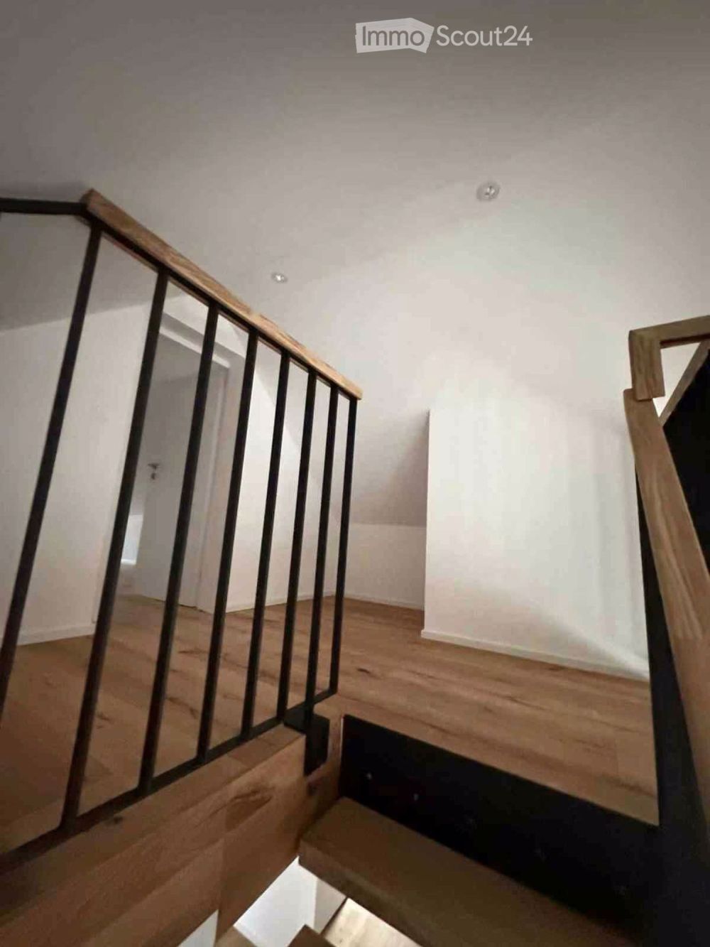 4.5 Zimmer Dachwohnung in Küttigen - Bild 13