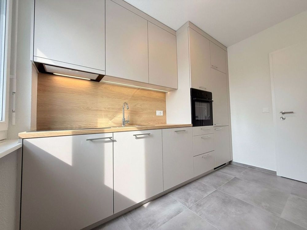 Sanierte 2.5 Zimmer Wohnung an urbaner Lage - Bild 1