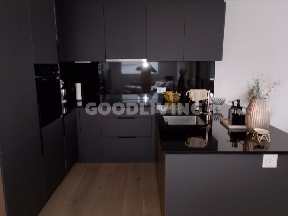 Hier erwartet Sie eine top moderne Wohnung! - Küche