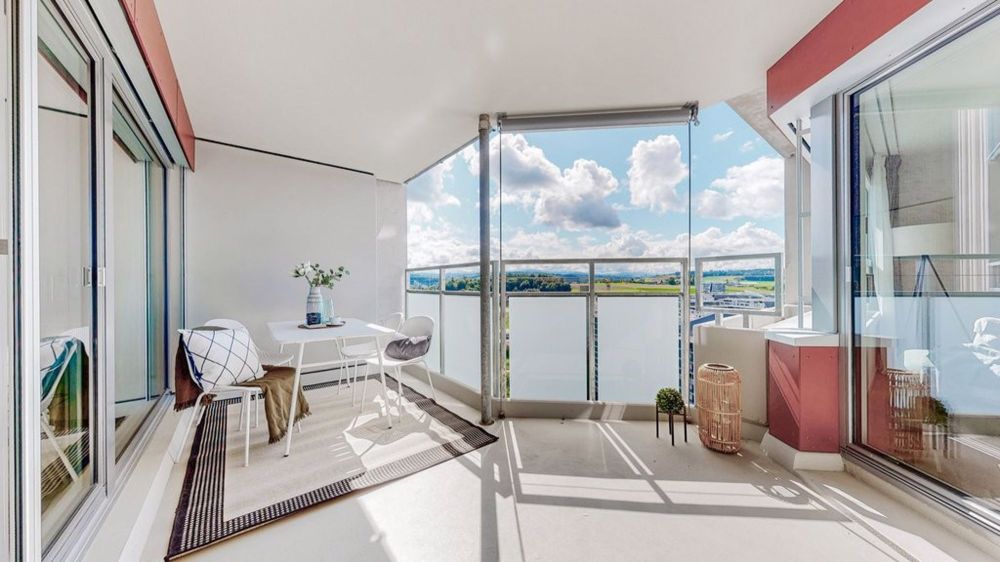 ERSTVERMIETUNG - Wohnen im sanierten Holenacker - 3.5-Zi-Whg-in-Bern-Balkon-.jpg