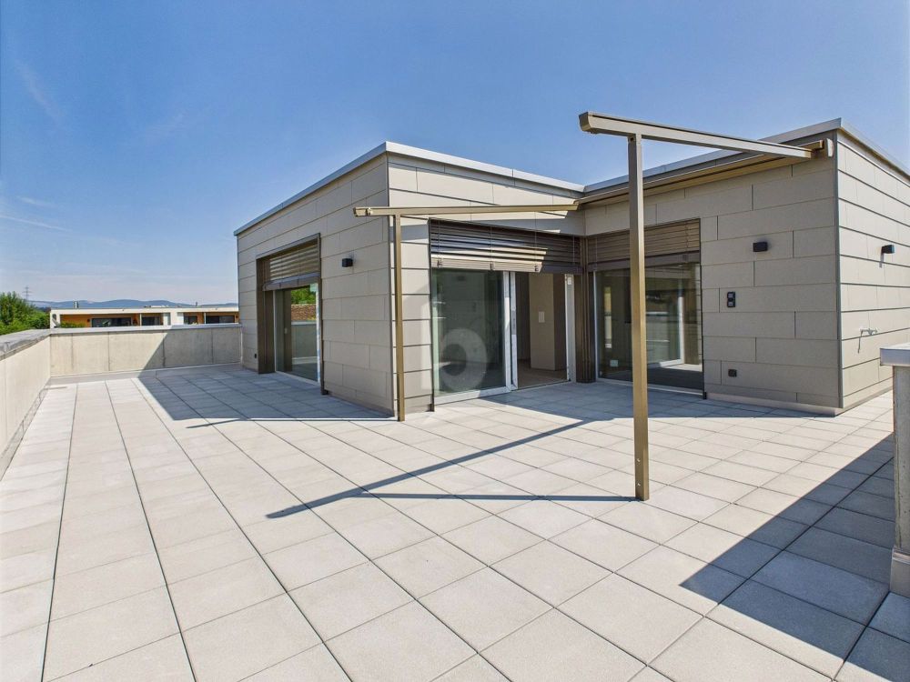HOCHWERTIGE UND SONNIGE TERRASSENOASE! - Bild 1