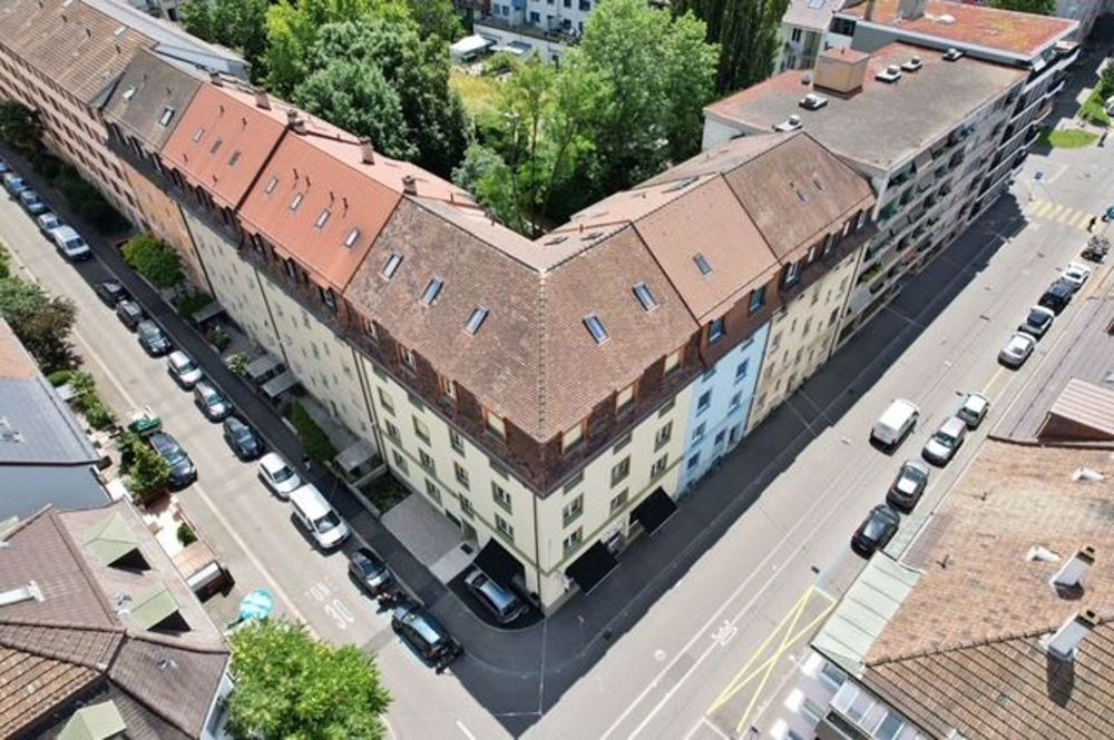 Ab sofort, Erstbezug - Wunderschöne 3.5 Zi Wohnung W3, lauschiger Balkon - Bild 2