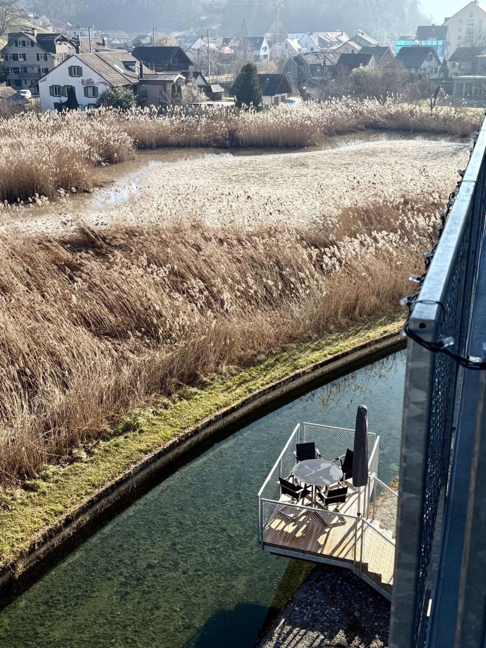 Möblierte Wohnoase am Wasser - mit privatem Badezugang - Bild 1