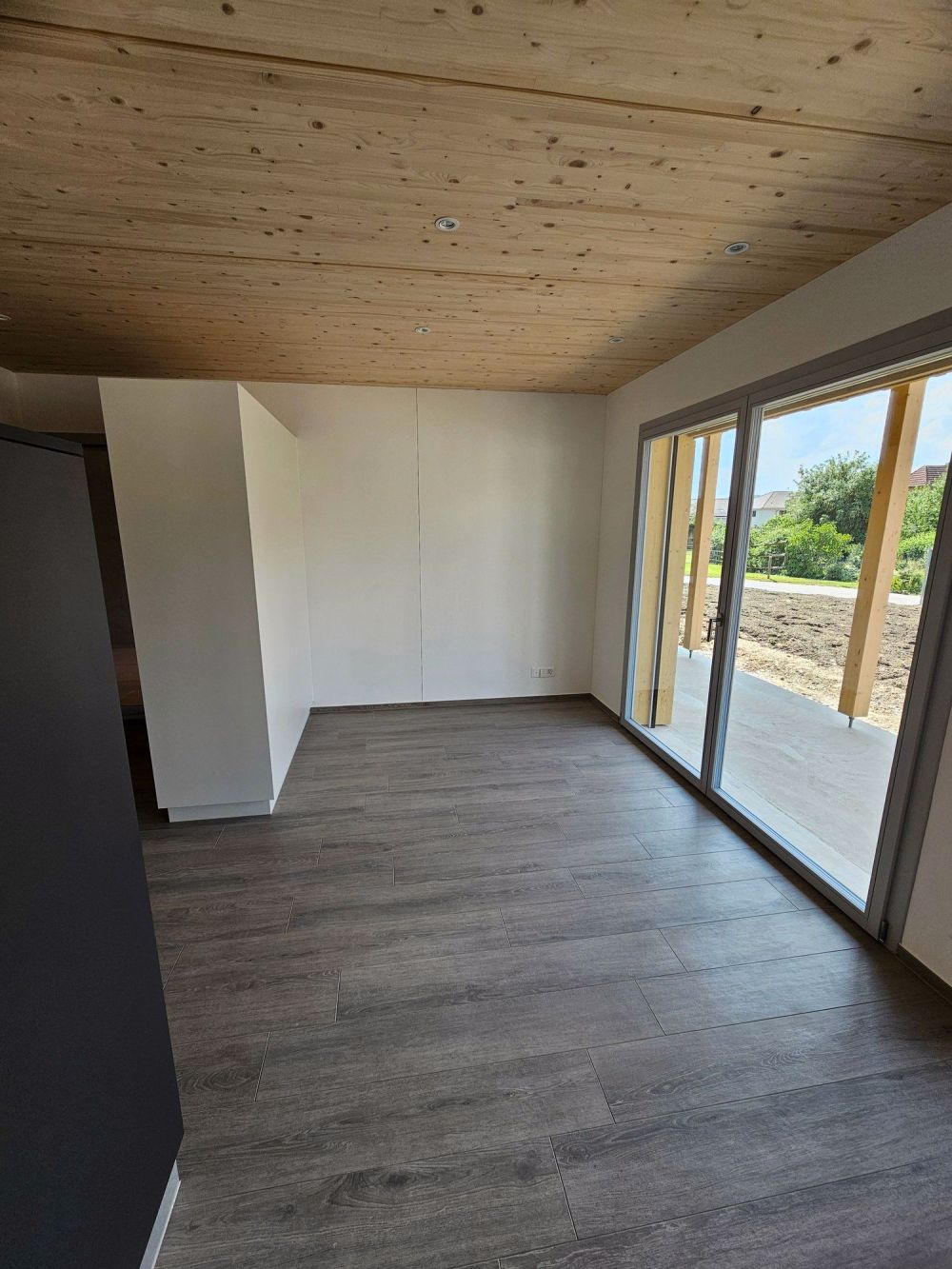 Erstbezug; 3.5 Gartenwohnung - Bild 2