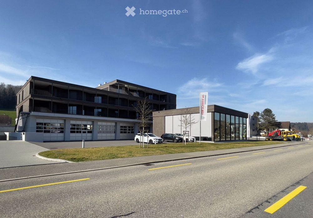 Modernes Mehrfamilienhaus - Bild 1