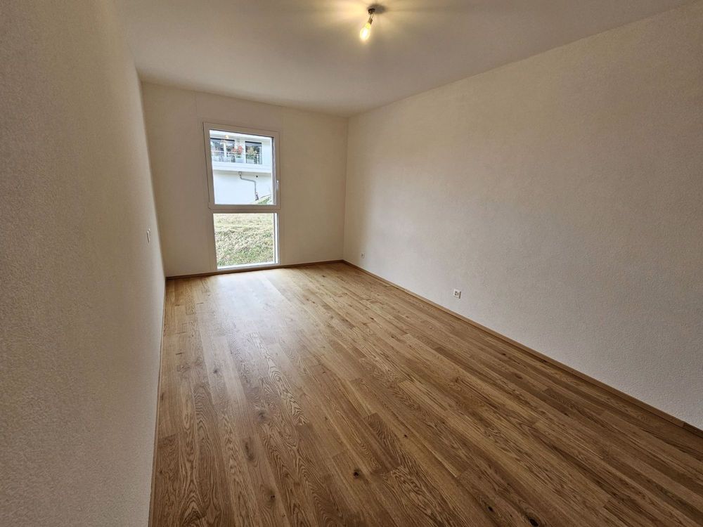 MAGNIFIQUE 3.5 PIÈCES NEUF À SAVIÈSE - 1ère chambre
