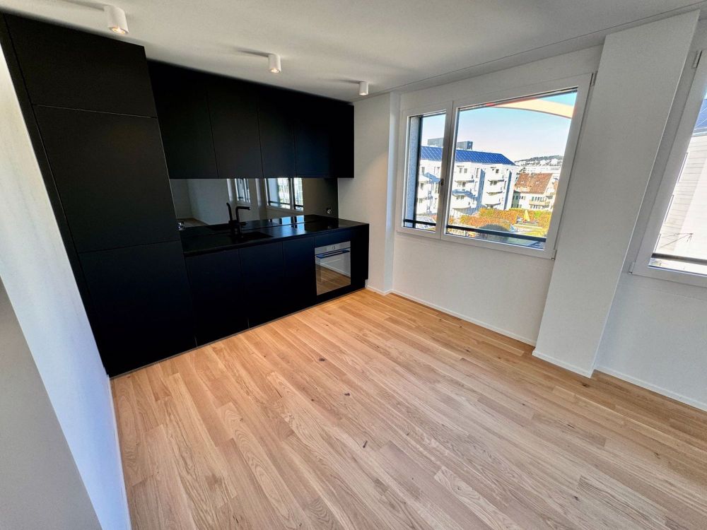 ERSTVERMIETUNG: helle und moderne Wohnung in Altstetten - Bild 3