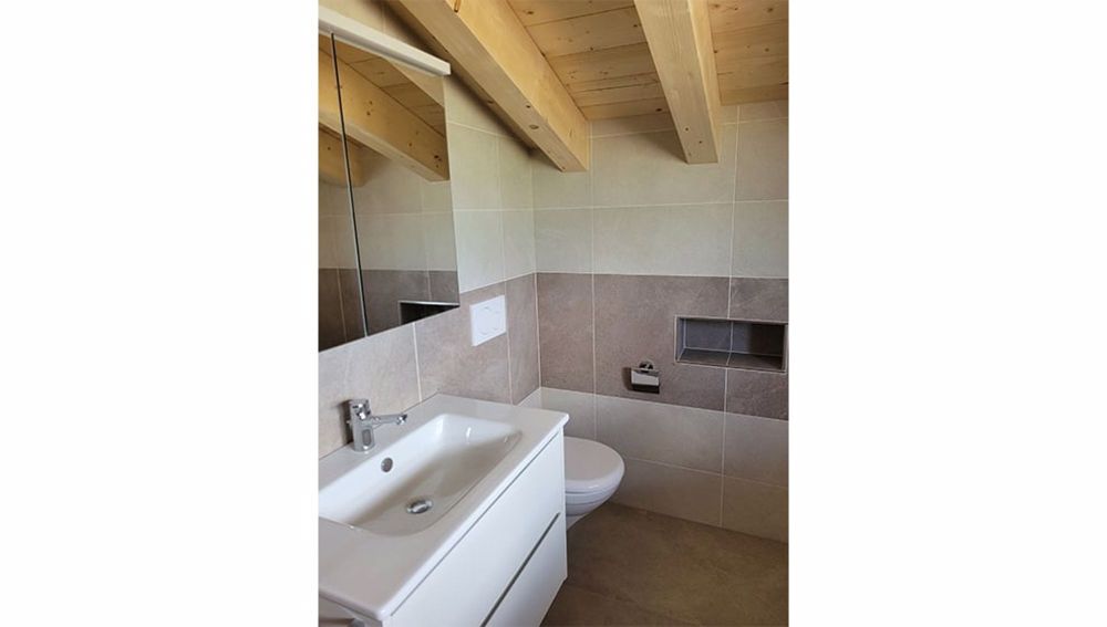 ERSTVERMIETUNG / Wunderschöne Dachwohnung in sonniger, ruhiger Wohnlage - Bild 10