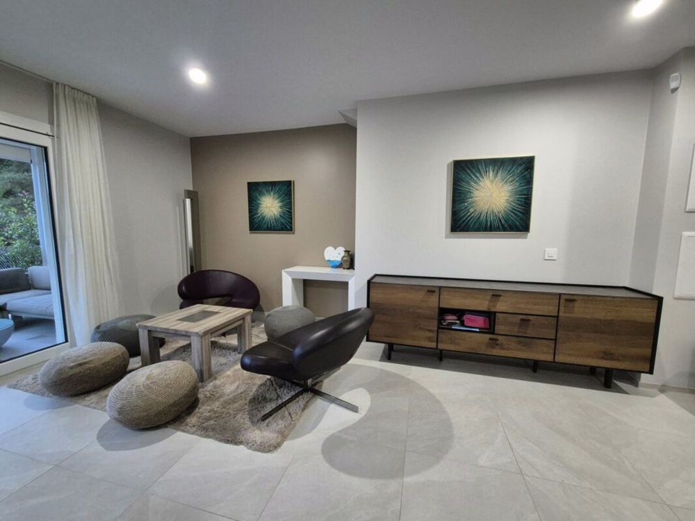 Moderne möbliertes Apartment mit eigenem Garten - Thônex - Bild 2