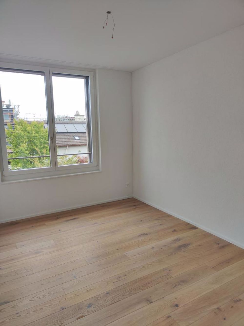 ERSTBEZUG - letzte 3.5-Zi-Wohnung im Eigentumsstandard! - Zimmer 1