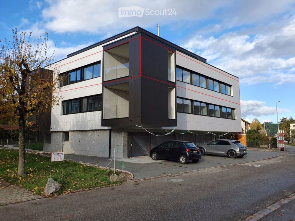 Wohnung im Herzen von Frick: super zentral und trotzdem ruhig! - Bild 1