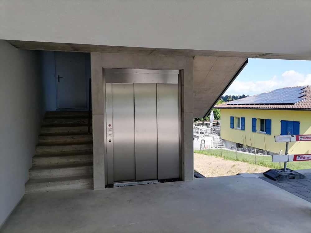 Neue 4.5 Zi-Wohnung, 2. OG. STWEG 4126-6 in MFH mit Abstellplatz in Cordast - Bild 2