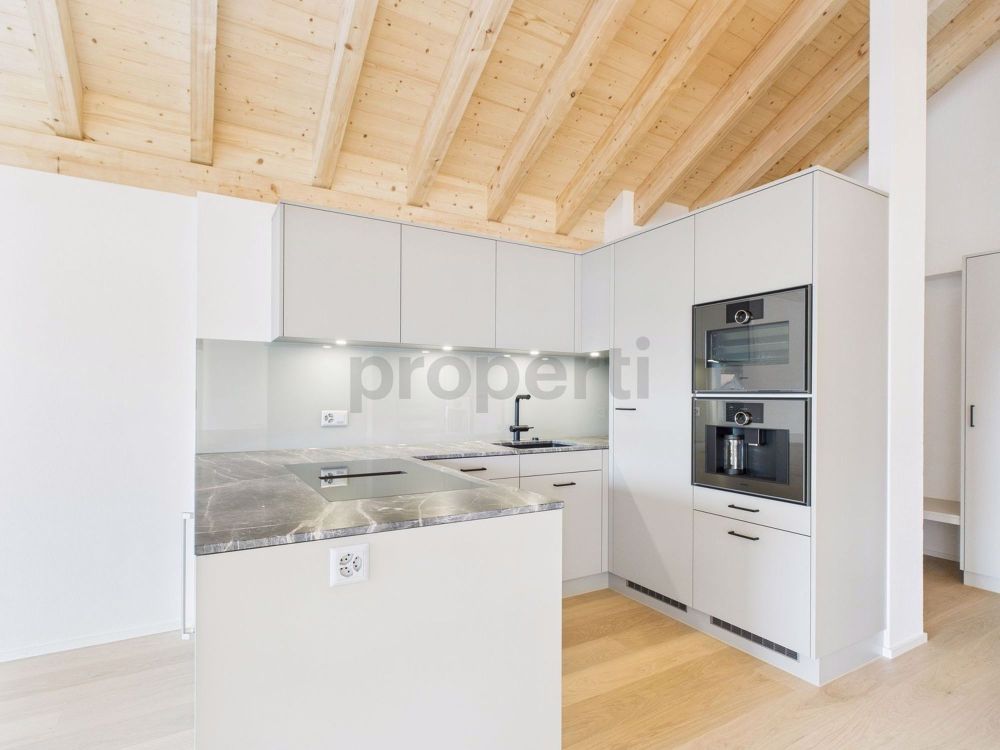 Traumhafte 4.5-Zimmer-Maisonettewohnung in Domat/Ems - Bild 2