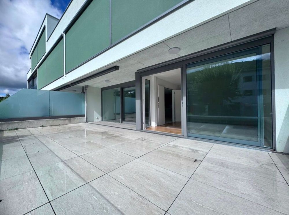 Exklusive moderne 4.5-Zimmer-Wohnung mit grosser Terrasse & Waschturm - Bild 1