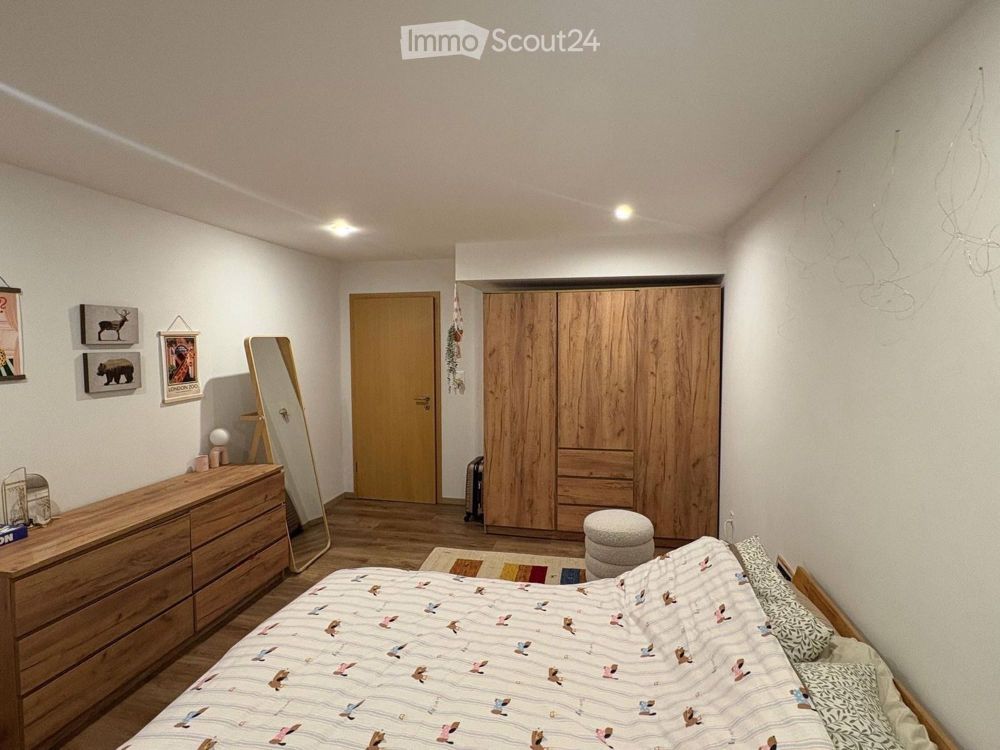 Prachtvolle 3.5-Zimmer-Neubauwohnung in Oppens mit Aussicht und Balkon - Bild 7