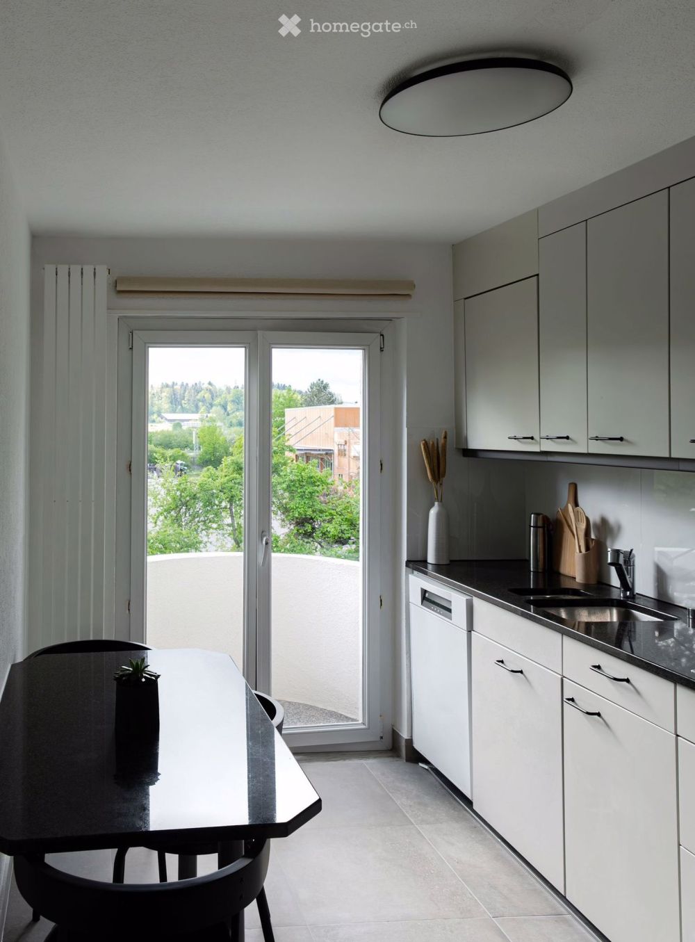 Cozy Furnished Studio in Modern Steinhausen Building - Bild 5