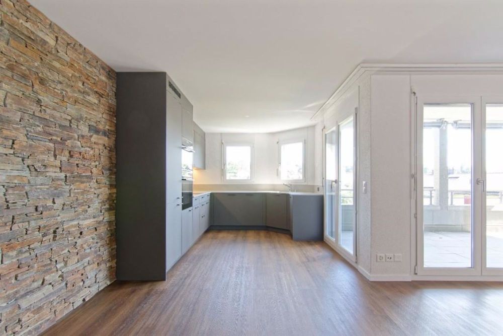 Grosszügige 5.5-Zimmer-Wohnung in Wil - Wohnen/Essen