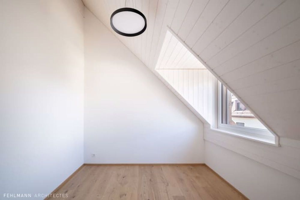 Proche du lac, appartement NEUF de 5.5 p. avec 70 m2 de jardin et 2 places de pa - Bild 1