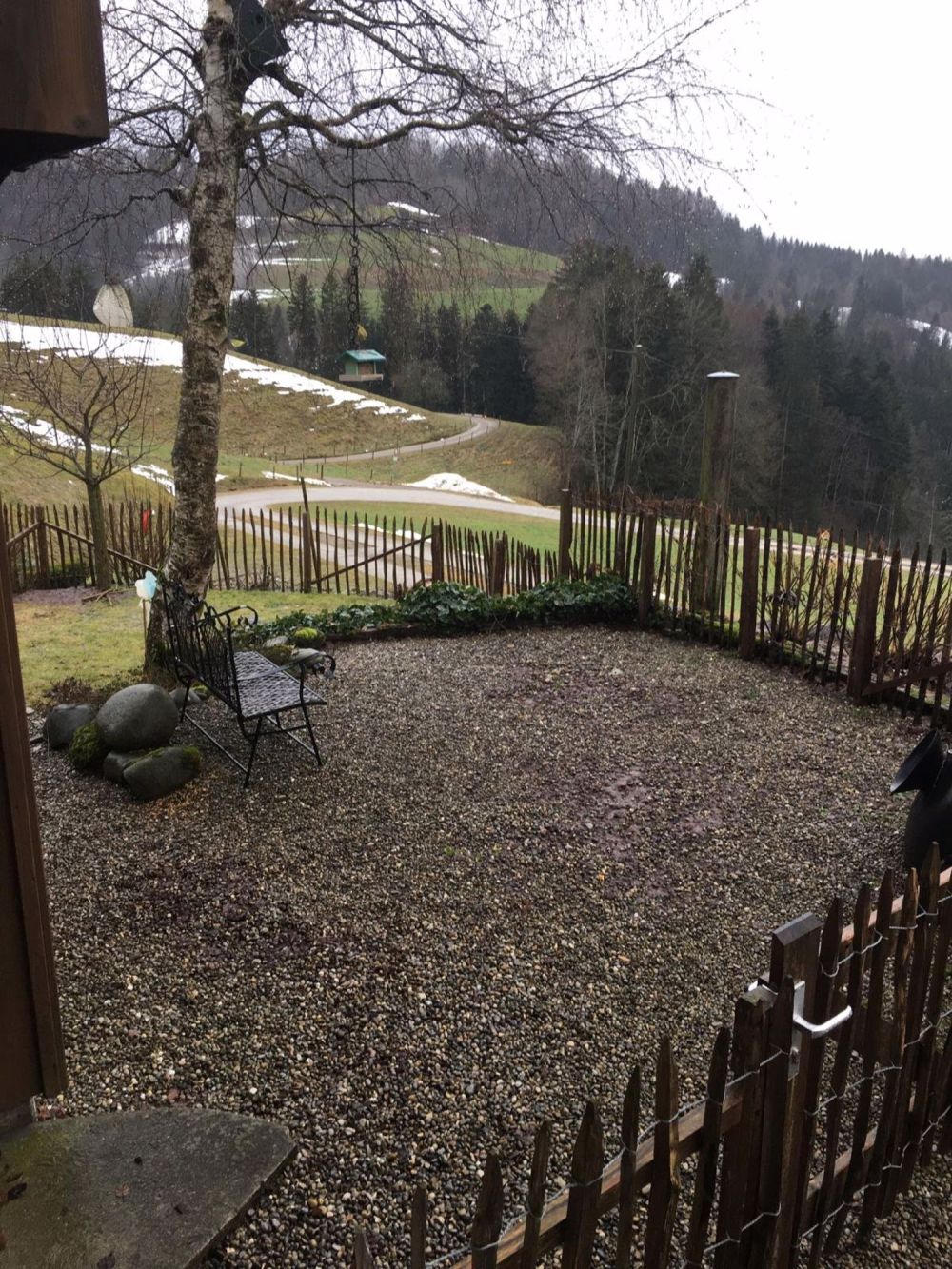 Hausteil zweistöckig mit Herz: 2½-Zimmer mit Garten für naturverbundenen Paare oder Singles - Bild 3