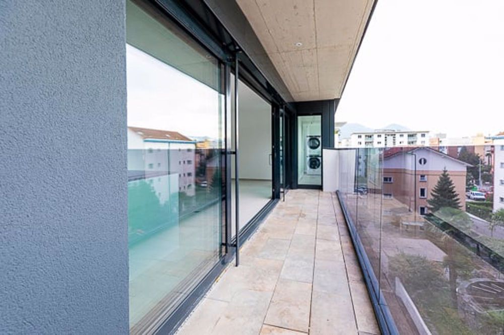Neueste 3.5 Zimmer mit Panoramaterrasse in Locarno - Bild 1