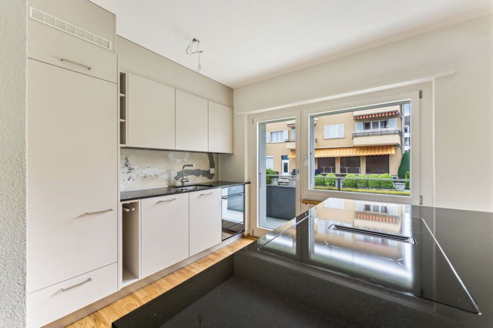 Erstbezug nach Renovation - 1.5-Zimmerwohnung im Hochparterre - Bild 5