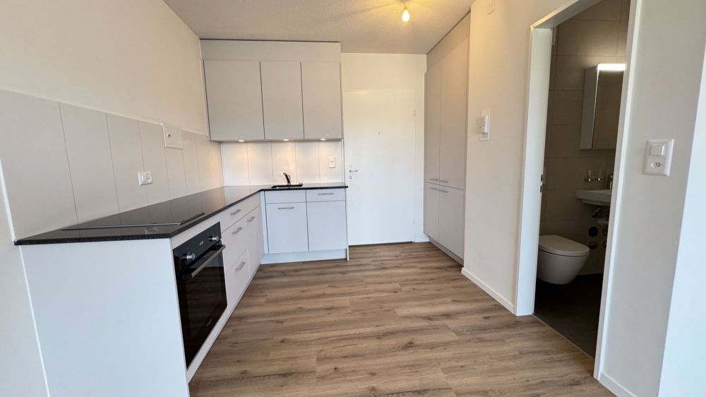 Neu Sanierte Moderne 1.0 Zimmer-Wohnung mit Herrliche Aussicht in Bern - Bild 3