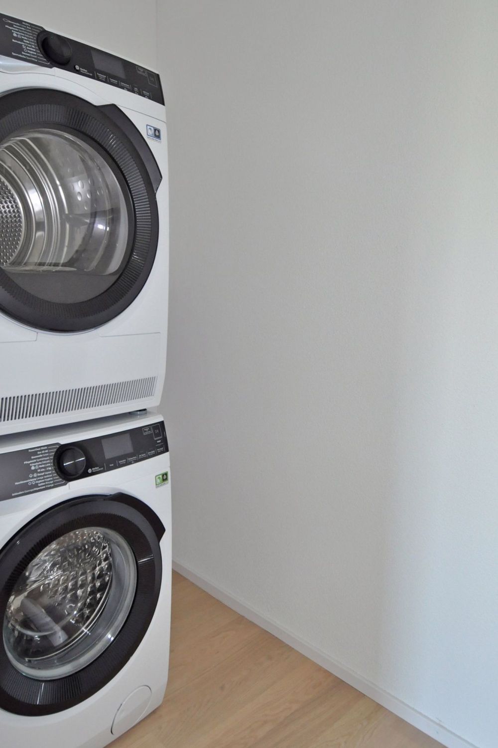 Helle 3.5 Zimmer Neubauwohnung im 1. OG - Bild 8