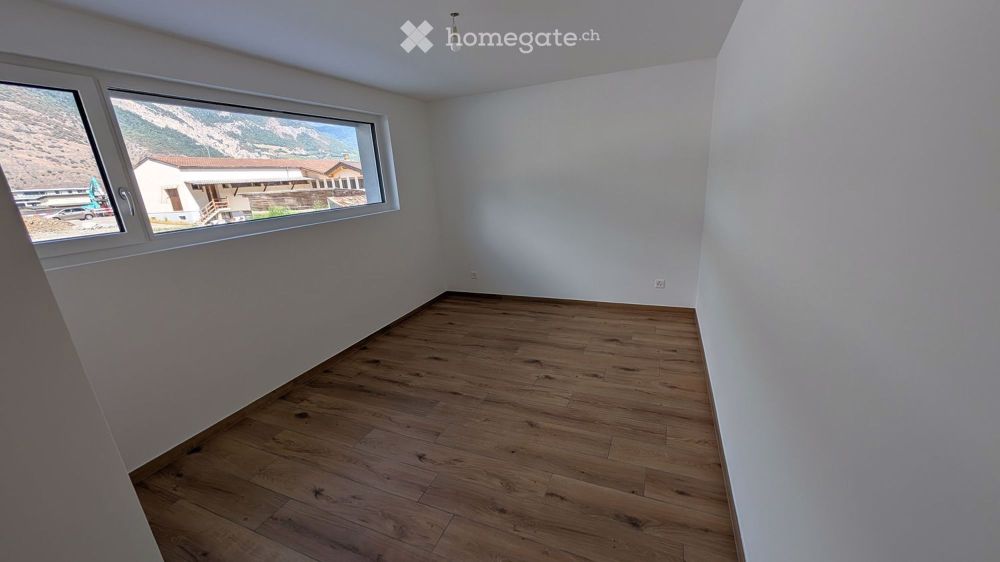 Sachsen – 2,5 Zimmer neu mit Terrasse, Garten und Parkplatz - Bild 3