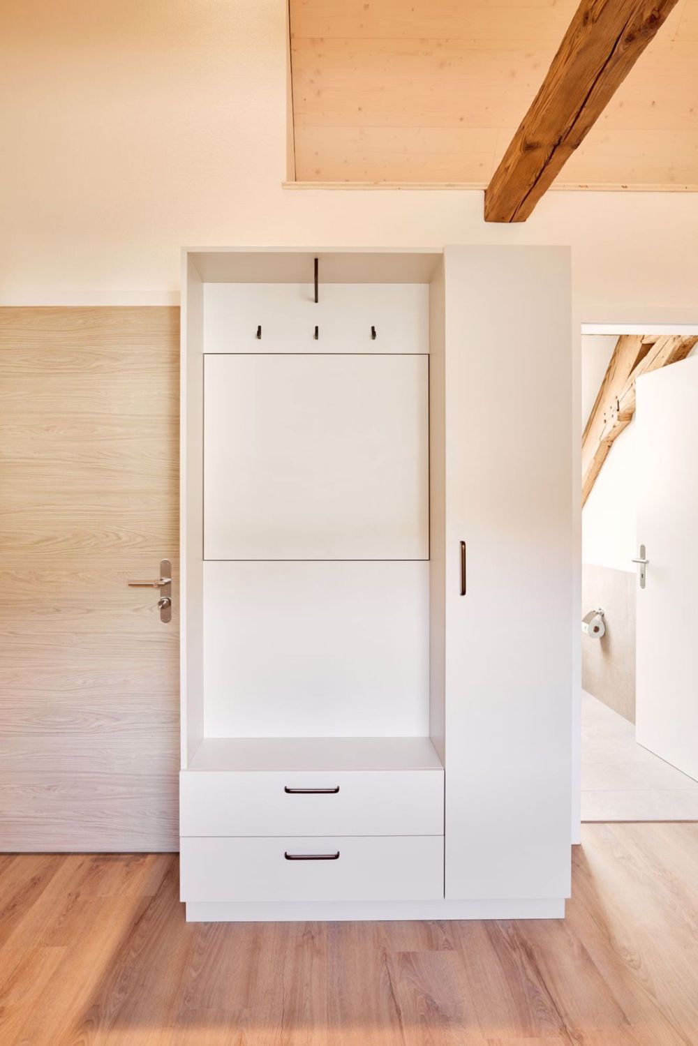 Traumhafte 2.5-Zimmer-Wohnung in historischem Ambiente - Bild 5