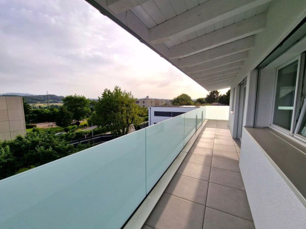 HELLUND LUXURIÖS, IN DER ETAGE - Bild 3