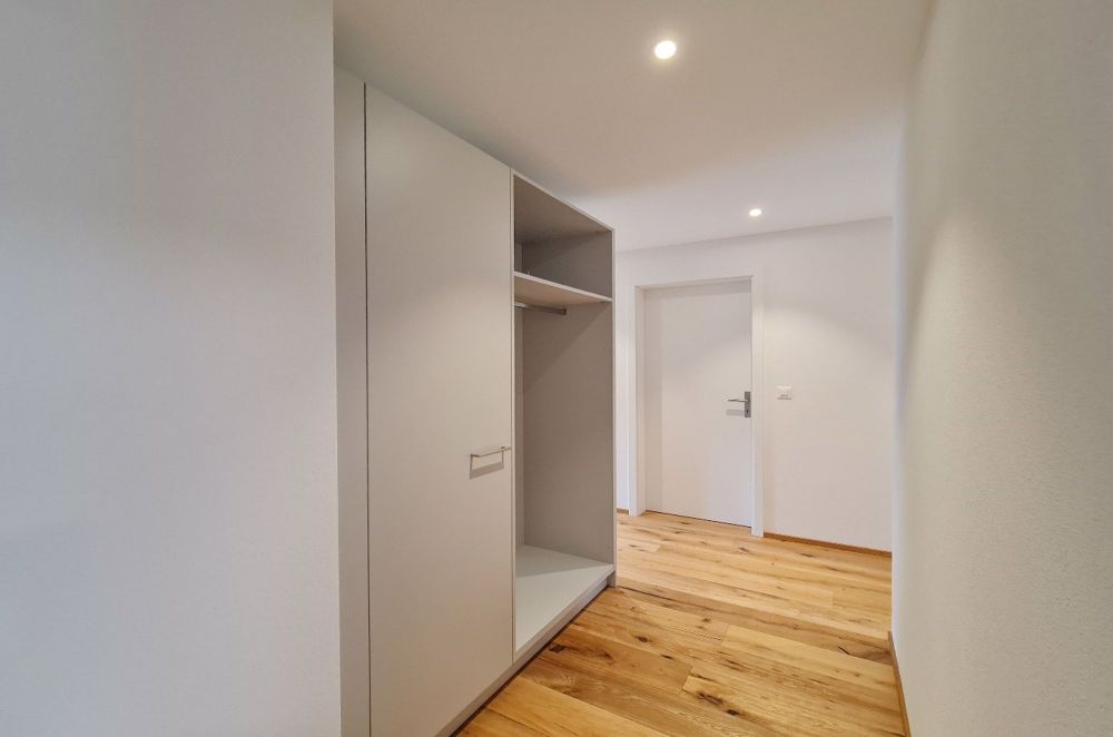 Neubau 2.5 Zimmer Wohnung im OG West - Bild 2