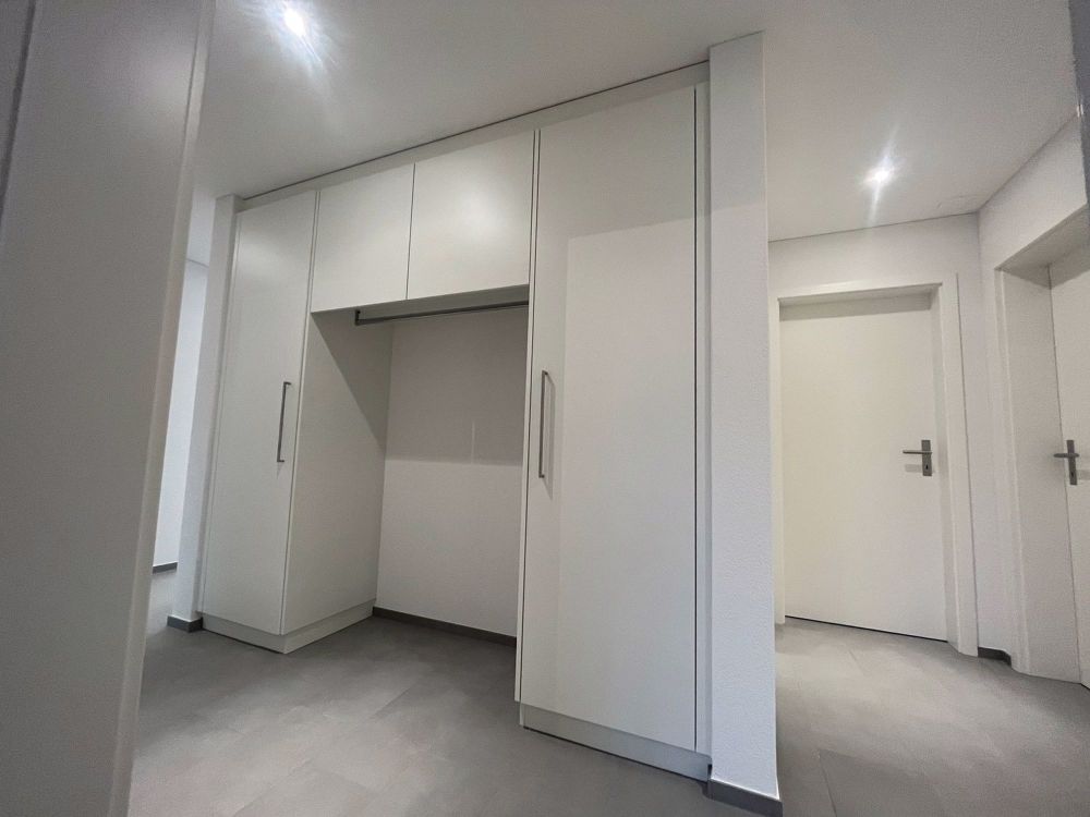 Grosszügige, moderne 4.5-Zimmerwohnung im EG - Bild 6