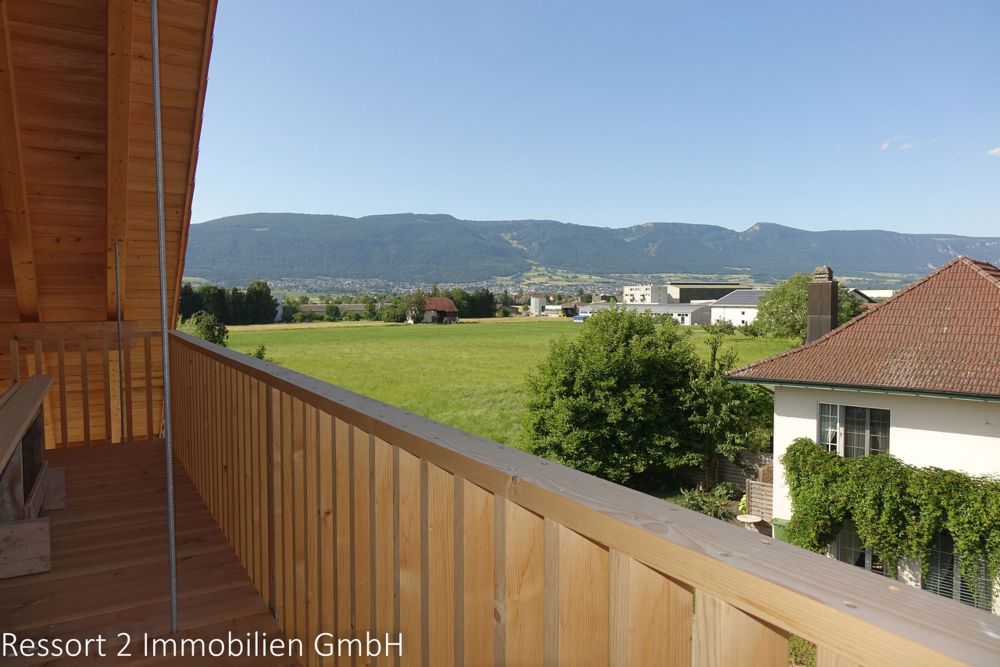 Rüti bei Büren: 3 1/2-Zi-Erstvermietung Ost - / Aussicht zum Jura