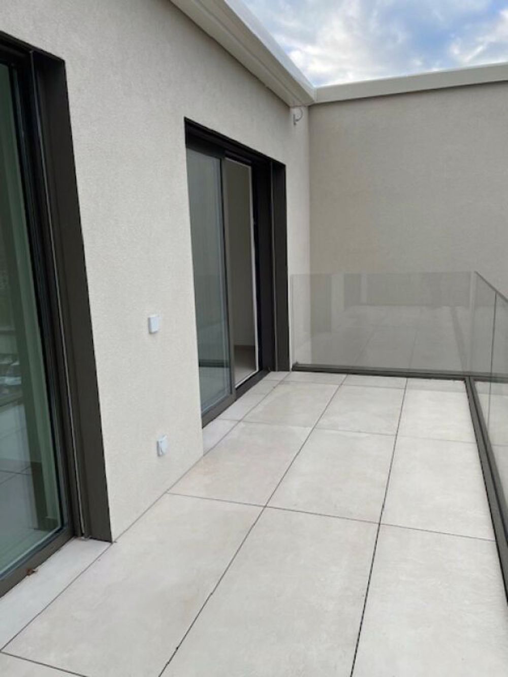 Mieten wir eine wunderschöne 2.5-Zimmer-Wohnung mit Garten - Bild 12