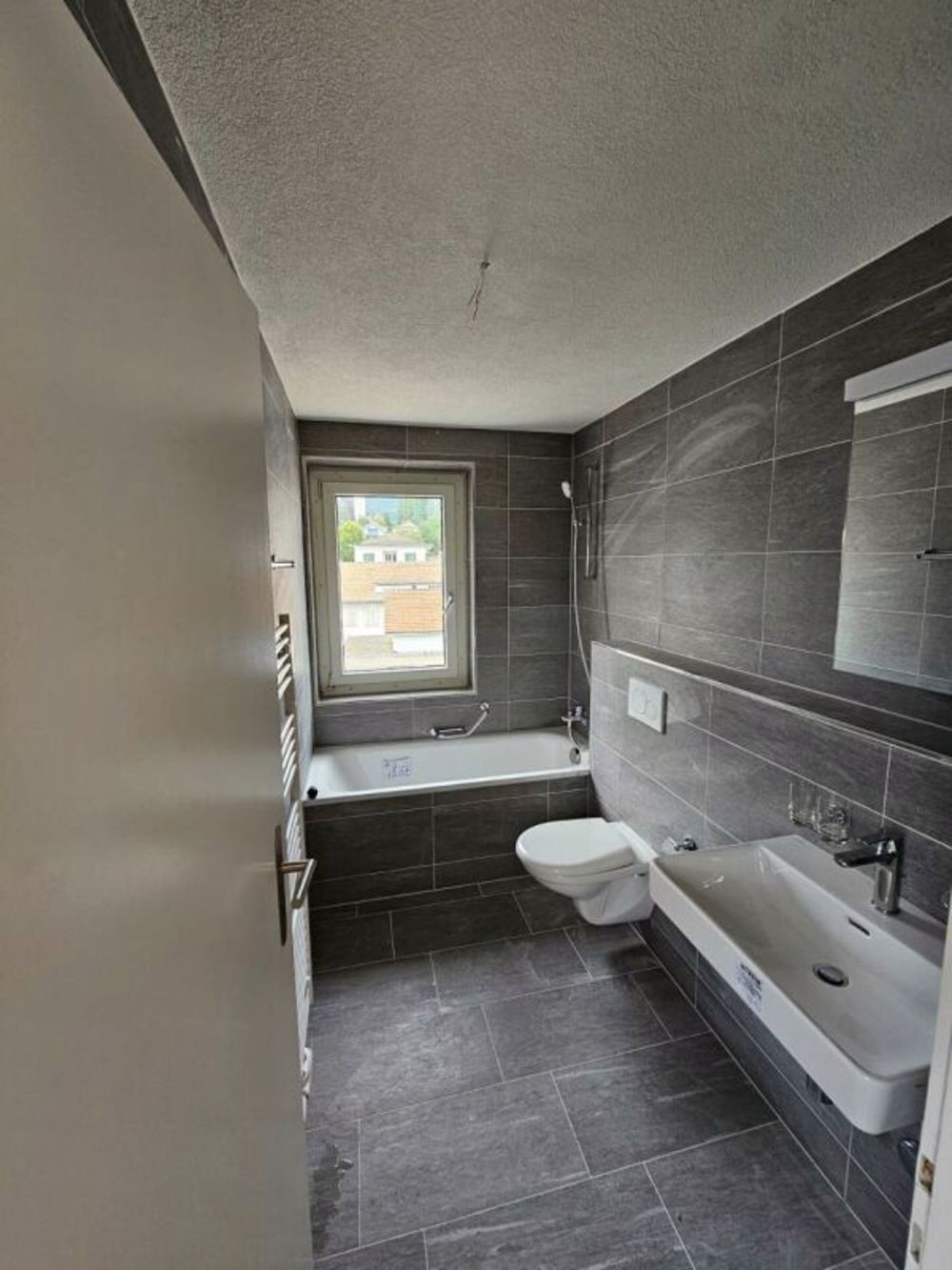 Neu renovierte 5.5 Zimmerwohnung - Bild 11