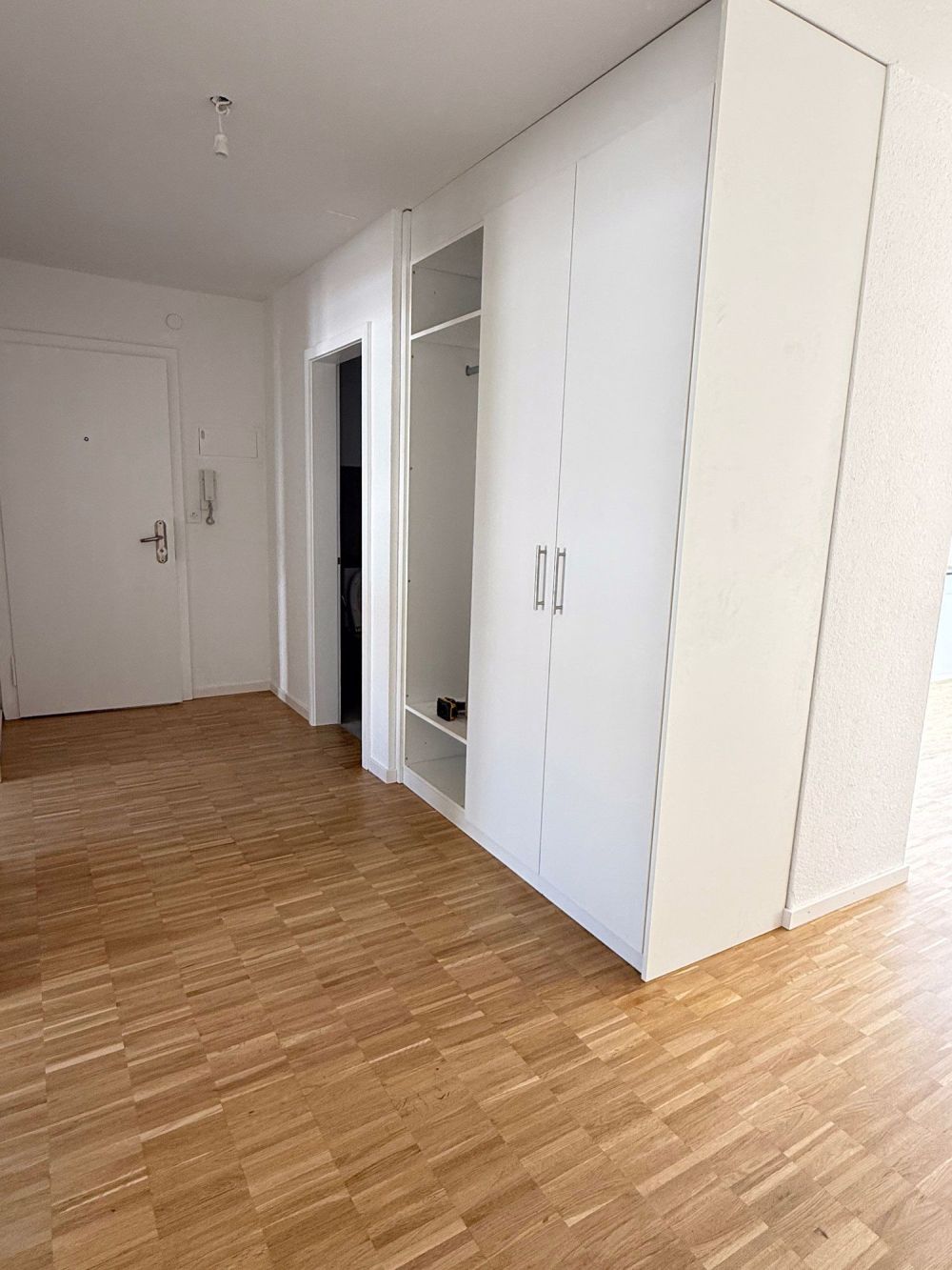 ?? Frisch sanierte 4.5-Zimmerwohnung mit Balkon am beliebten Lischenweg in Biel - Bild 13