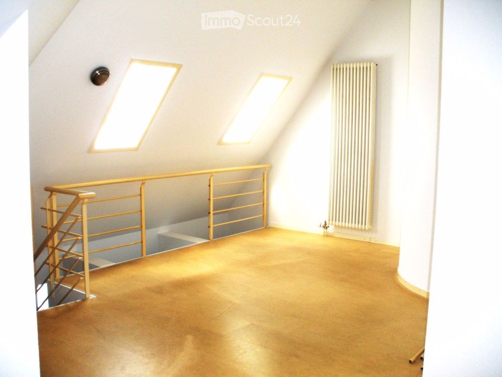 Charmante 2.5-Zimmer-Dachwohnung in ruhiger Lage von Bern - Bild 8