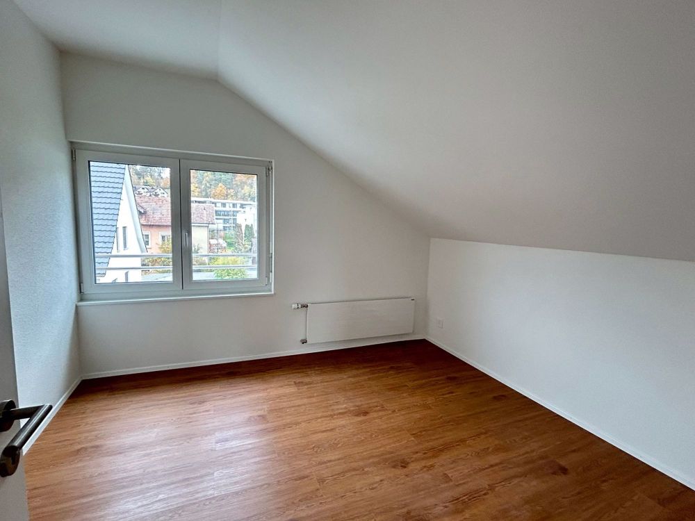 Gemütliche 3-Zimmer-Dachwohnung in zentraler Lage von Kradolf-Schönenberg - Bild 6