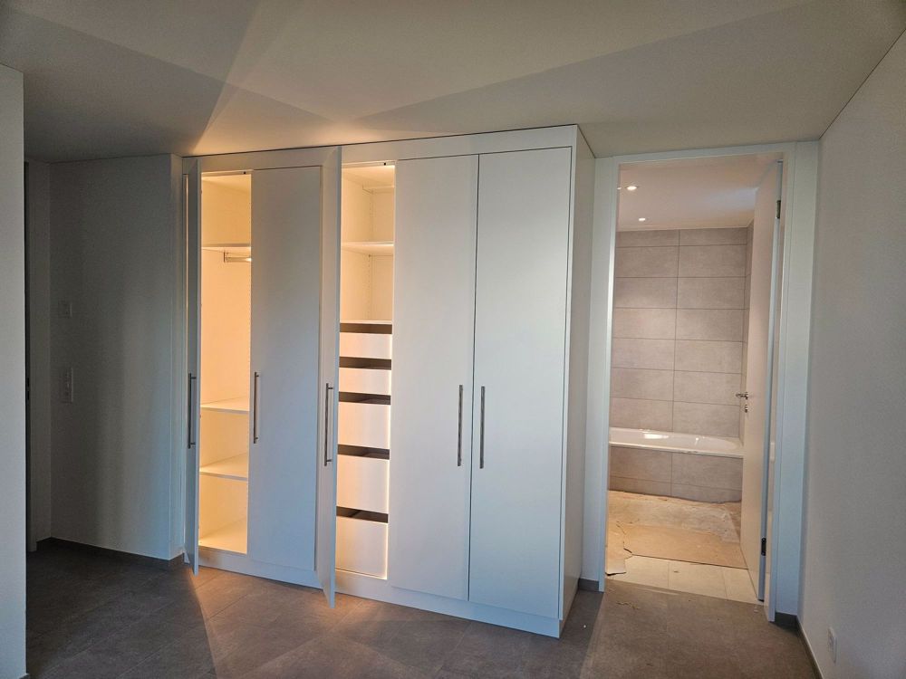 Erstvermietung / First Rental: 3.5-Zimmer-Gartenwohnung mit Hobby-/Büroraum im Maisonette-Stil - Bild 4