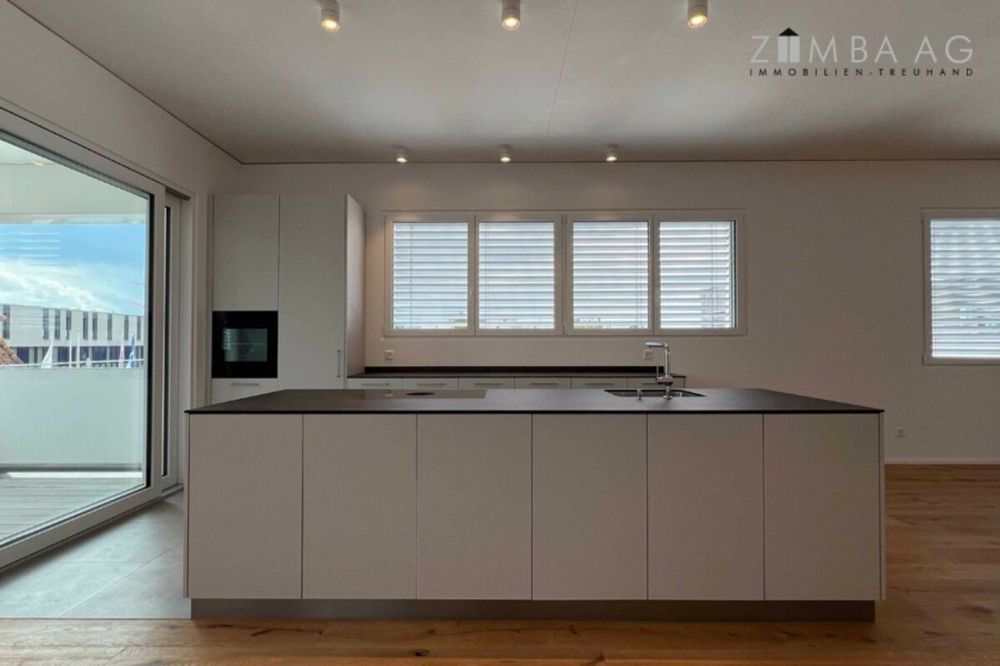 Im Thurgi-Center ganz oben: brand-neue, stylische Attika-Loft 128 m² - Bild 2