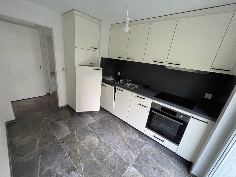 Sehr schönes 3.5-Zimmer-Apartment, komplett renoviert. Erstvermietung - Bild 2