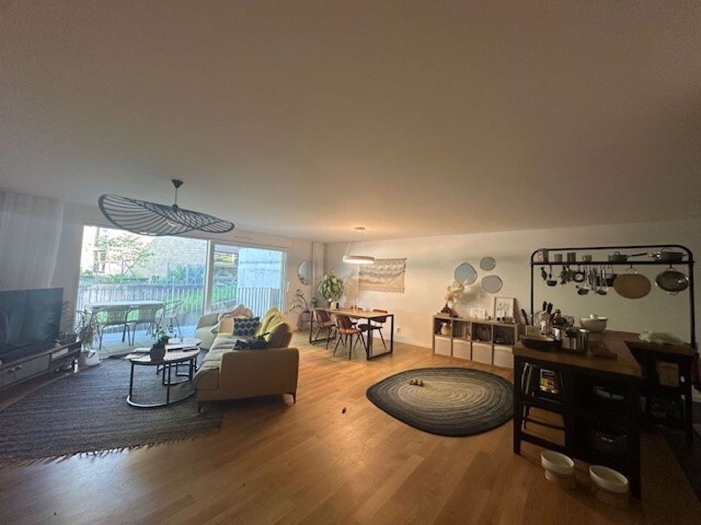 Splendide logement à proximité du centre-ville de Bussigny! - salon.jpg