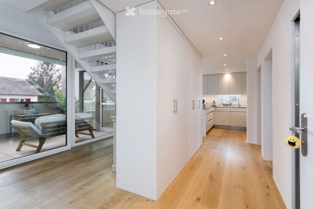 Nicht alltägliche, exklusiv ausgebaute Attika-Duplex-/Maisonette-Wohnung mit viel Charme - Bild 2