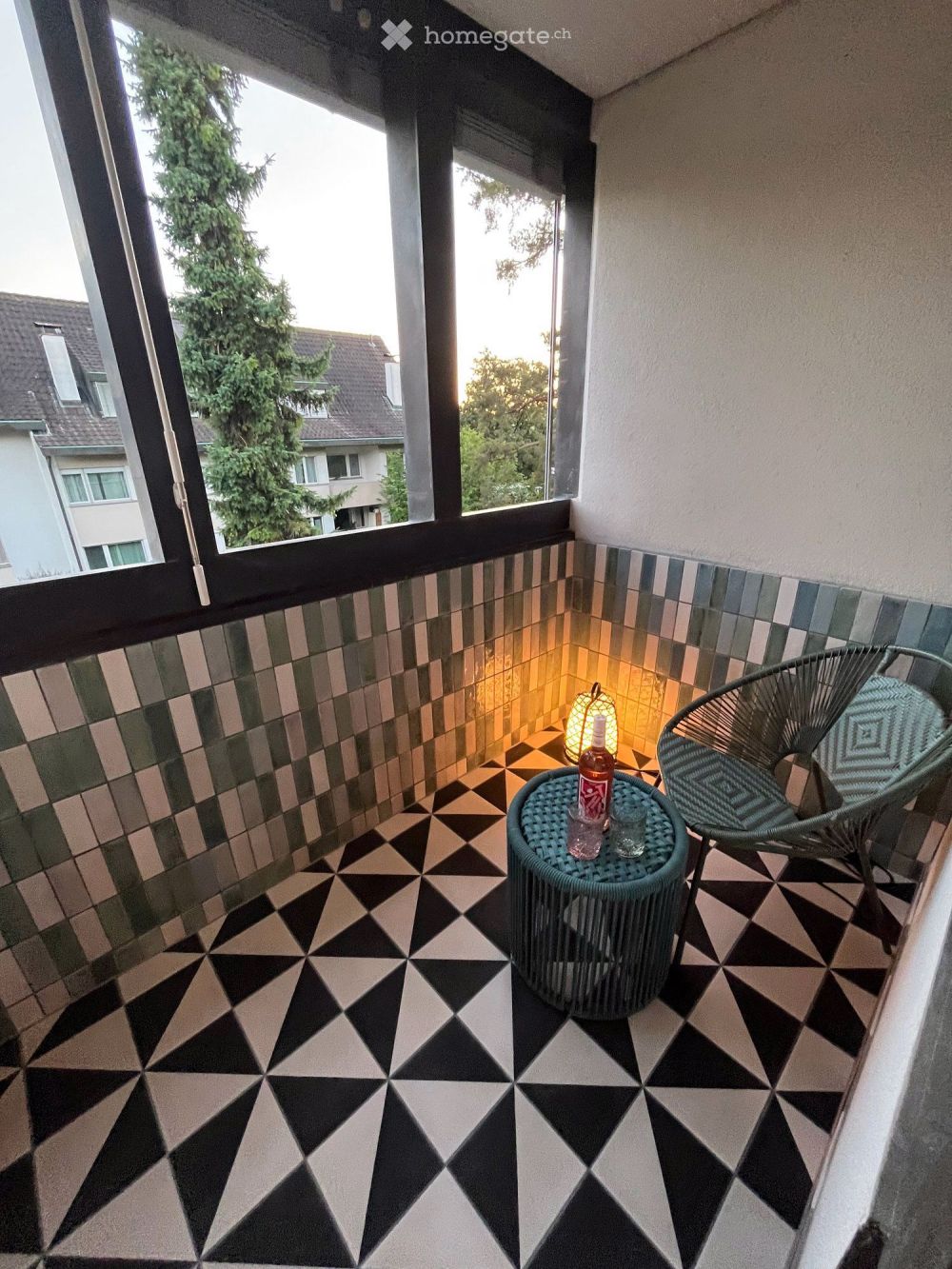 Charmante Dachwohnung mit Balkon in Arlesheim - Bild 5