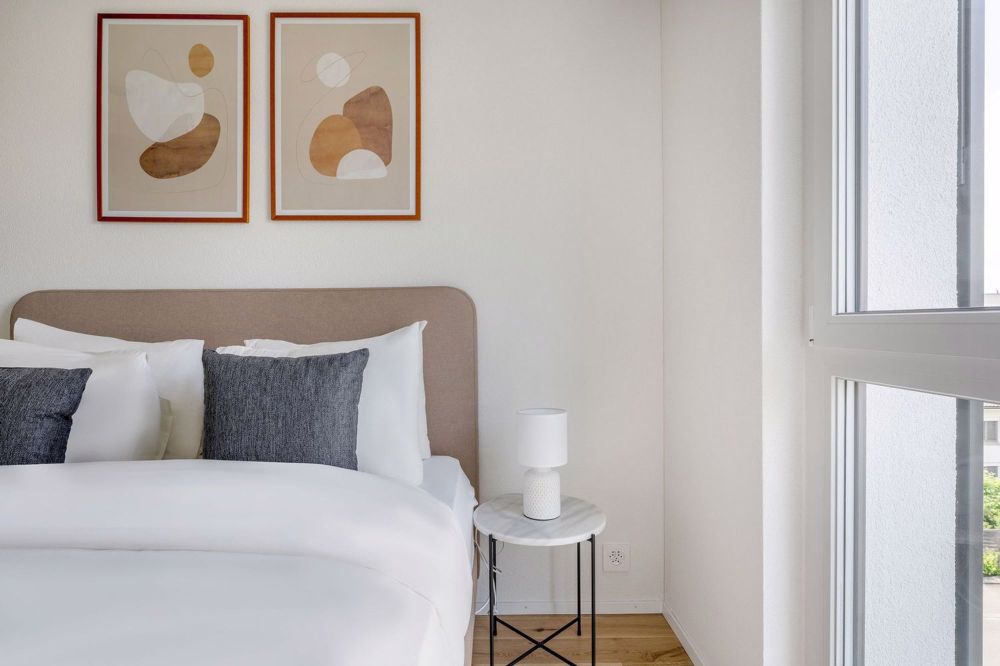 Geräumig Kloten 3.0 ZW. mit Keller & W/T, Nah zum Markt, by Blueground - Bild 13