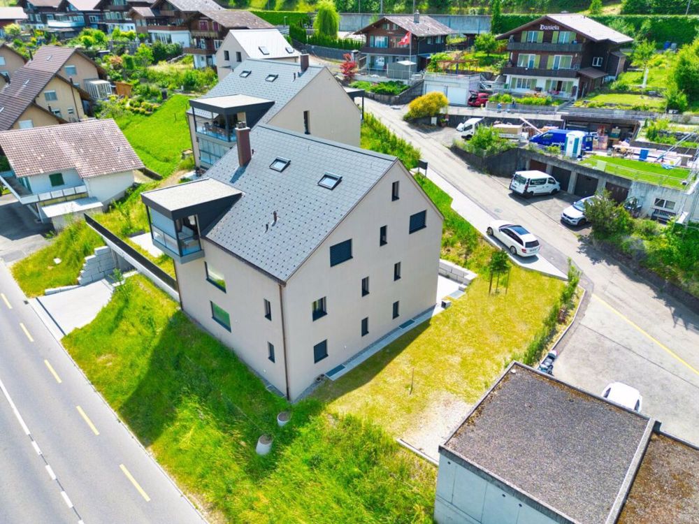 Neubau Gartenwohnung mit 235 m² privatem Aussenbereich - Bild 12