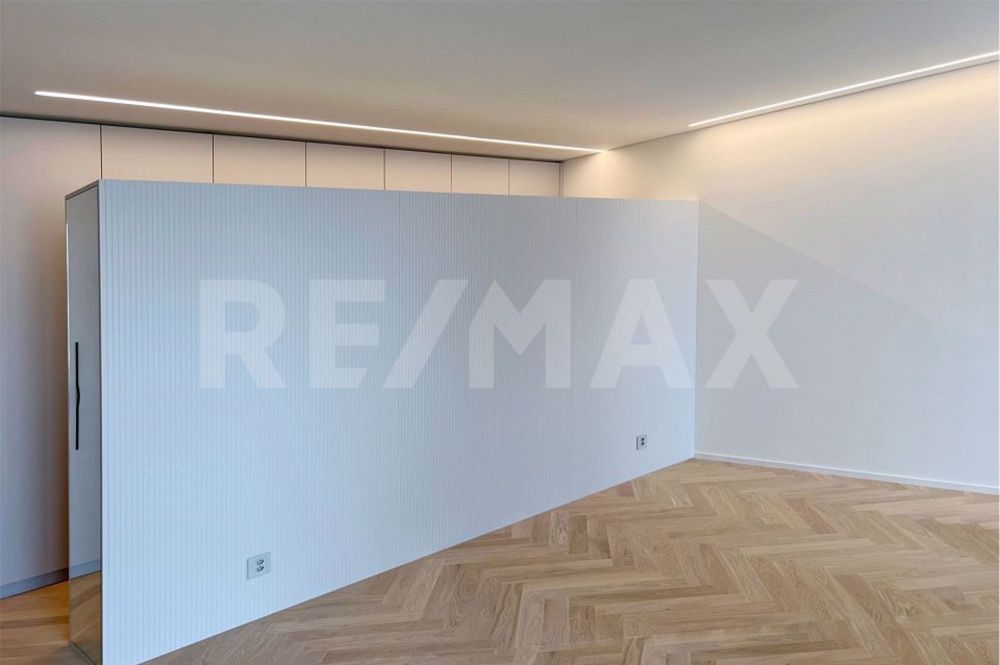 NEUBAU, moderne und atemberaubende 3.5-Miet-Maisonette-Wohnung, Grand Palais, 6440 Brunnen SZ - Bild 9