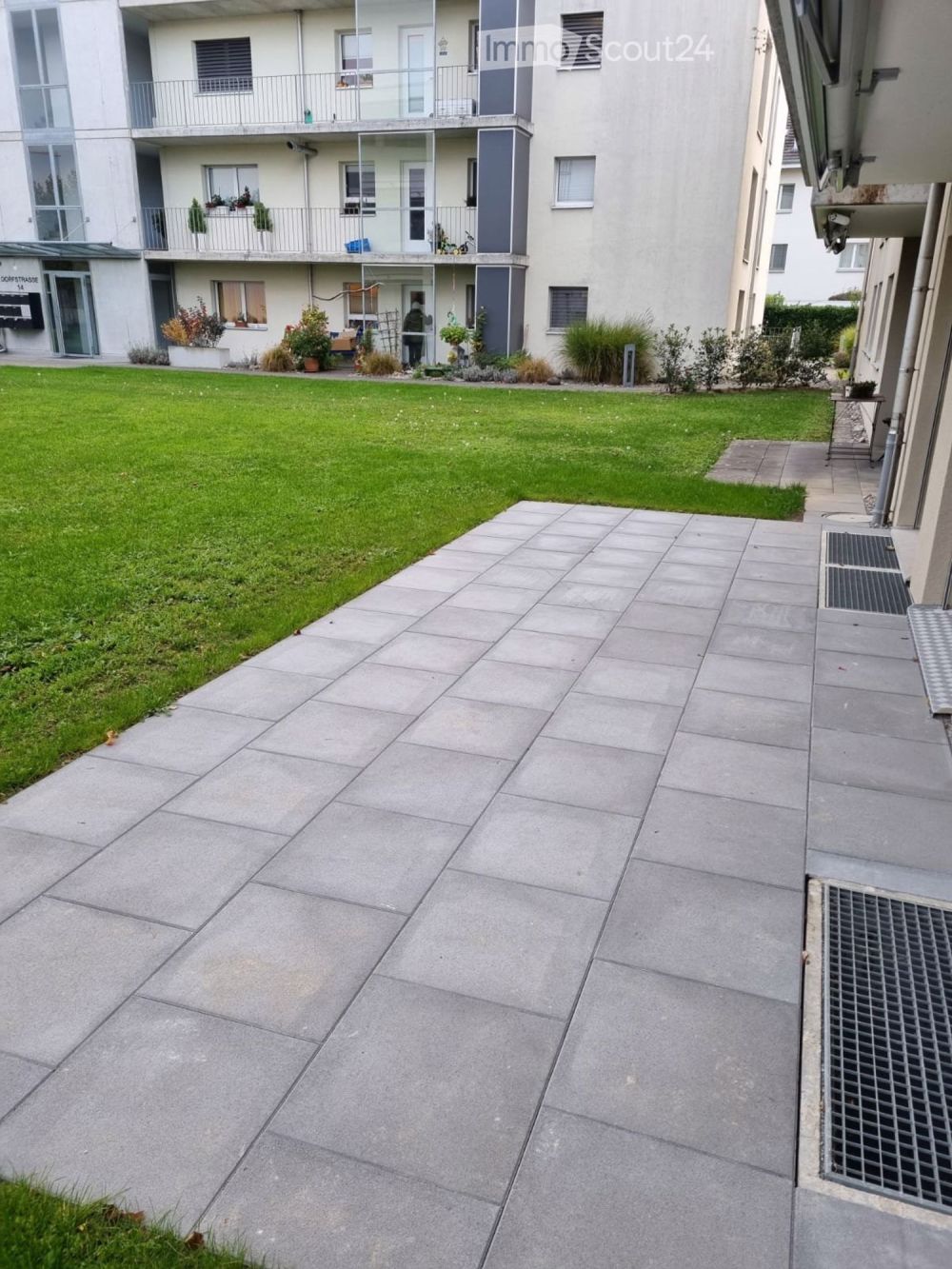 Moderne 3.5-Zimmer-Neubau-Wohnung in Belp mit Balkon und Garage - Bild 8