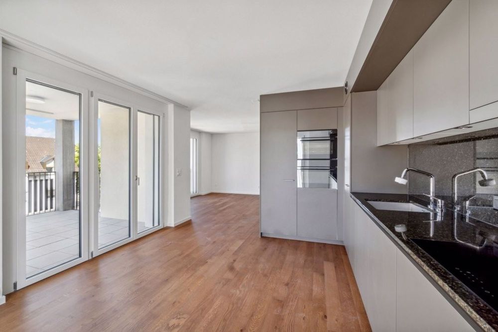 Moderner Neubau an zentraler Lage in Regensdorf - backbone_144510_002_WEB.jpg