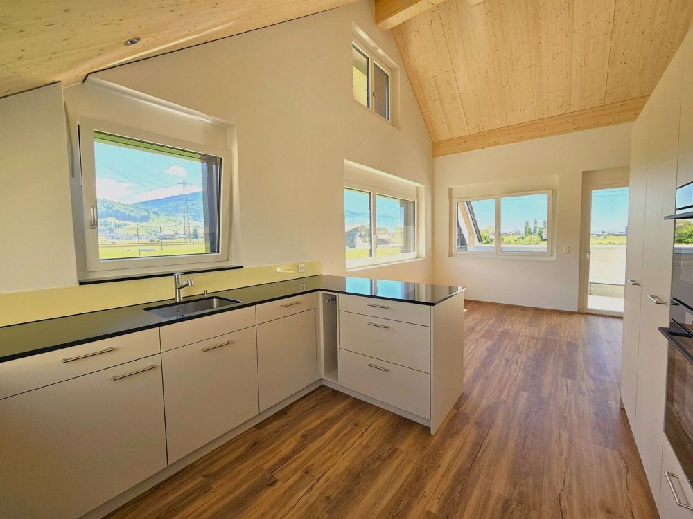 ERSTVERMIETUNG: 5.5-Zimmer-Dachwohnung in Schübelbach SZ - Bild 3